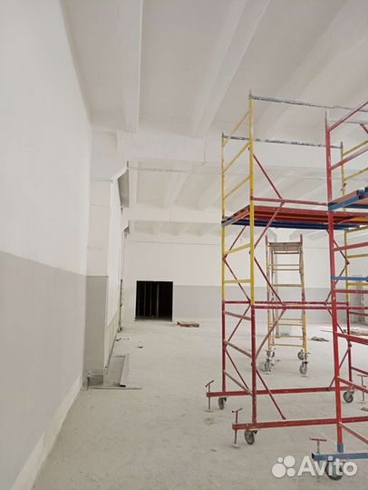 Безвоздушная покраска домов,крыш бетонных и железн