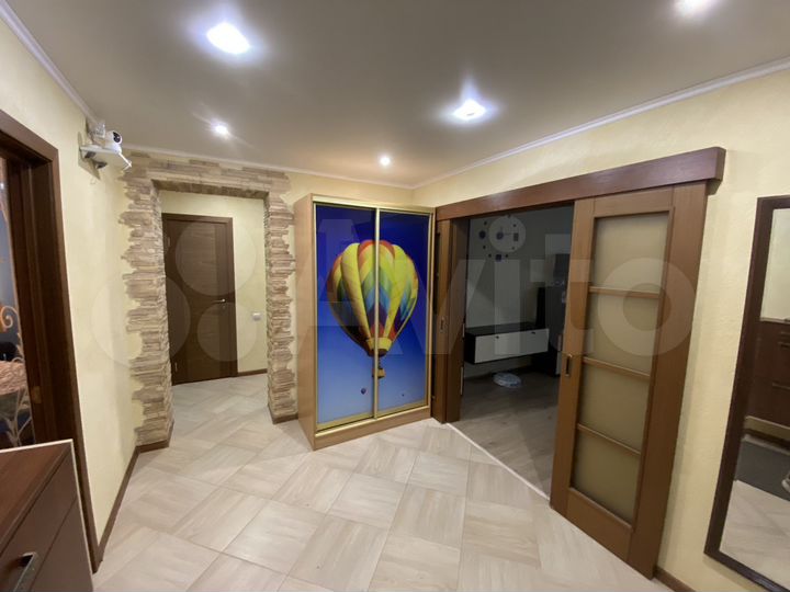 4-к. квартира, 85,2 м², 1/5 эт.