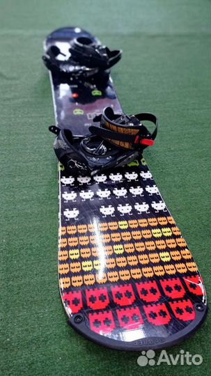 Сноуборд 160 см с креплениями бу