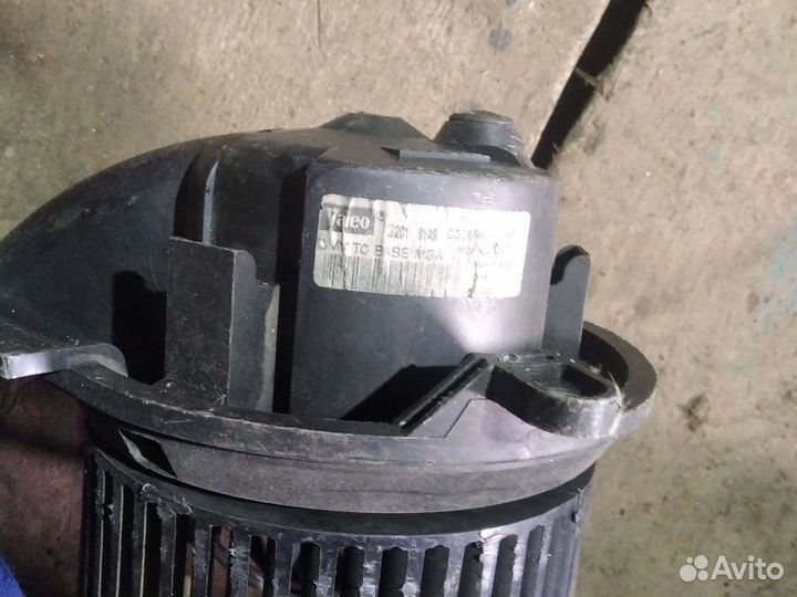 Запасти Вито 638