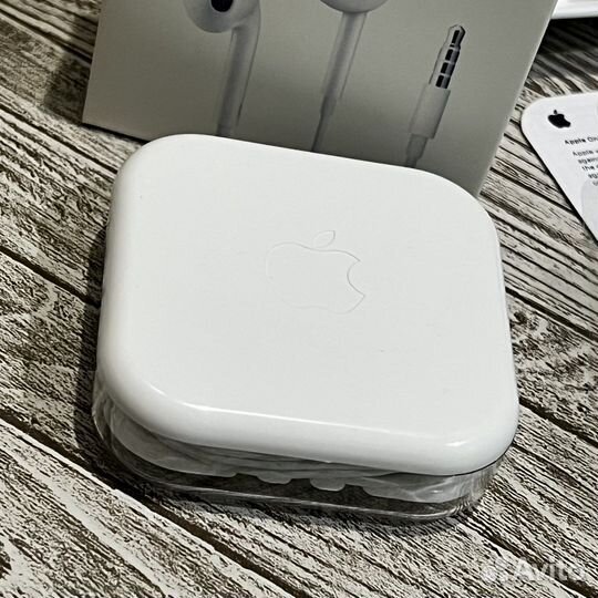 Apple EarPods 3.5 mm - 1 в 1 + Переходник