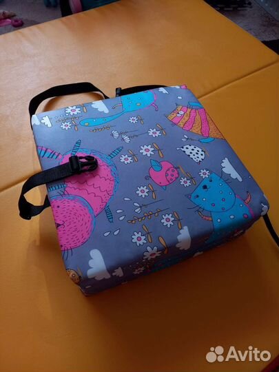 Сиденье бустер на стул для детей