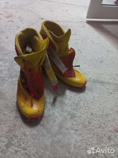 Лыжные ботинки