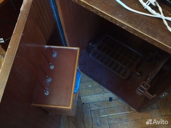 Швейная машинка бу LADA