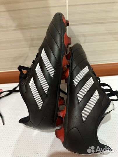 Бутсы adidas с шипами