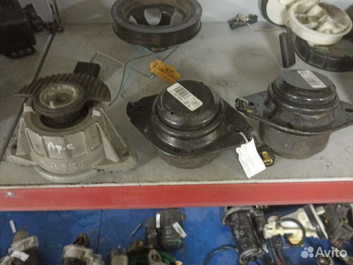 Подушки двигателя на mercedes 164.212.204