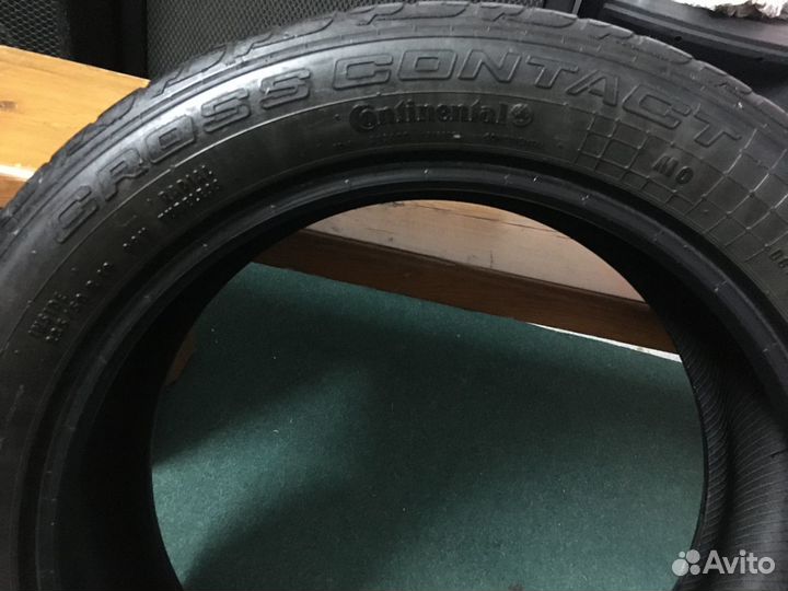 Continental Conti4x4IceContact 235/50 R19