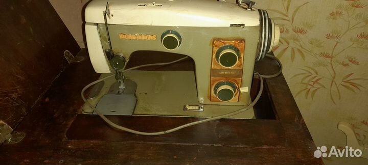 Швейная машинка