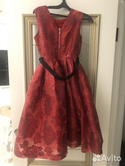 Платье на праздник
