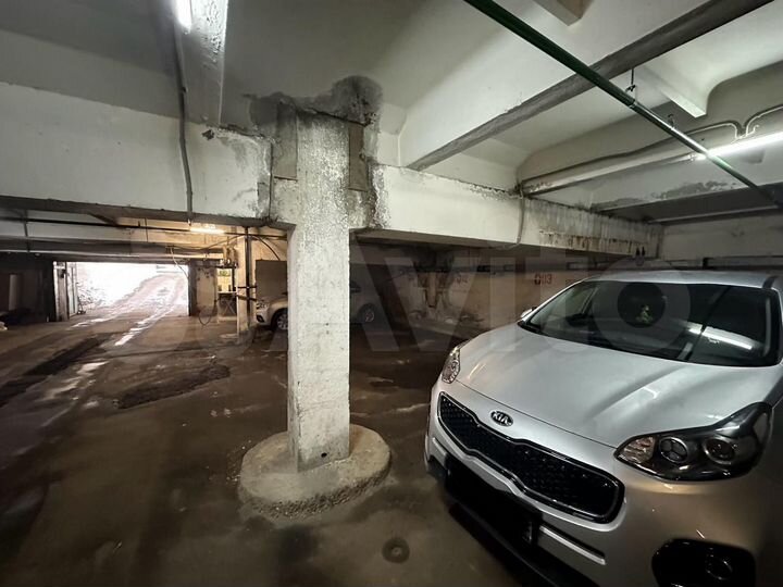 Машиноместо, 20 м²