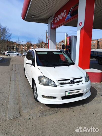 Toyota Ipsum 2.4 AT, 2001, 324 000 км