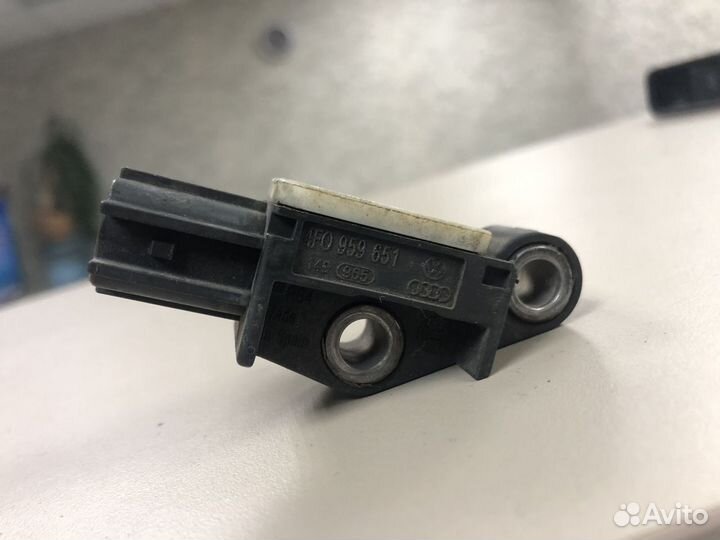 Датчик удара передний Ауди А6 С6 audi A6 4F C6