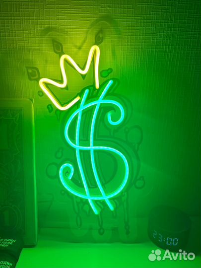 Неоновая вывеска