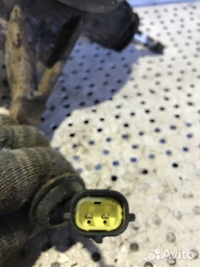 Кулак поворотный передний правый Iran Khodro Saman