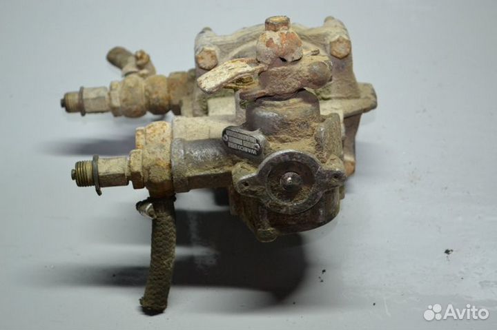 Регулятор давления воздуха mercedes-benz 2238 NG