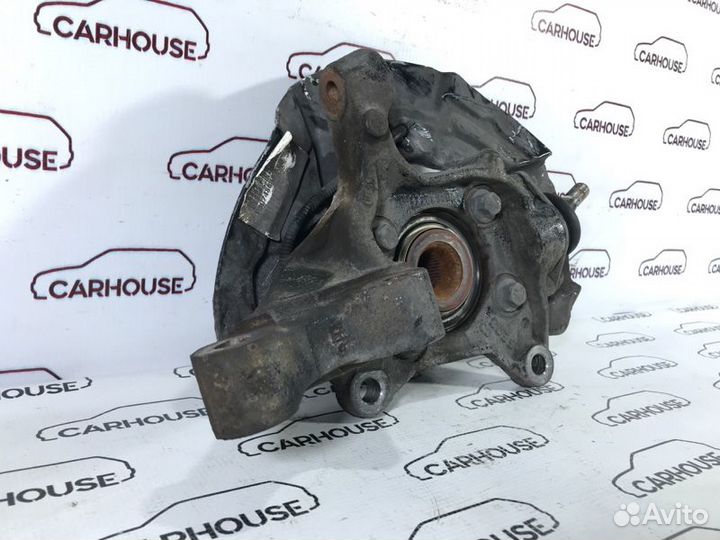 Кулак поворотный передний правый Volvo Xc90