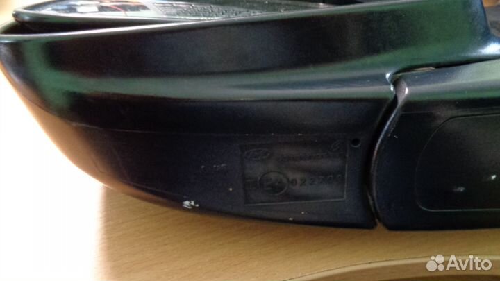 Зеркало электрическое левое Hyundai Starex H1