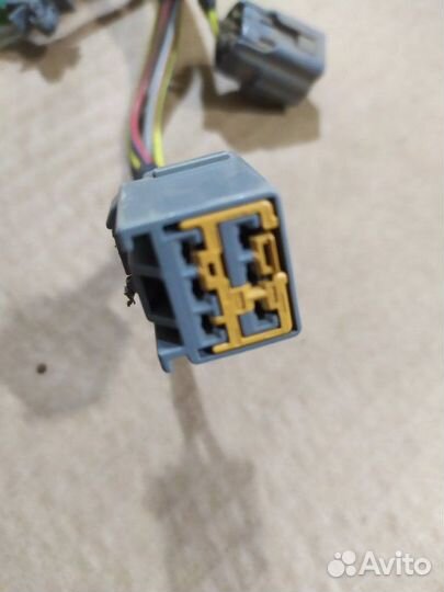 Проводка двери задняя левая Ford Maverick TM1 GZ