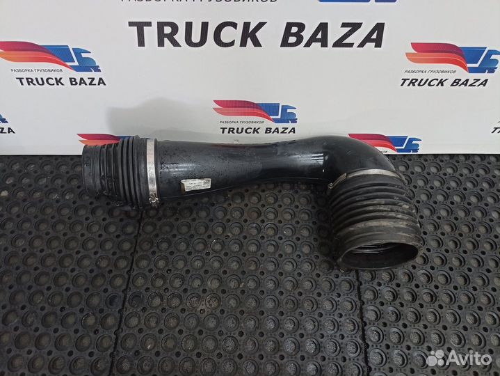 Патрубок воздушного фильтра