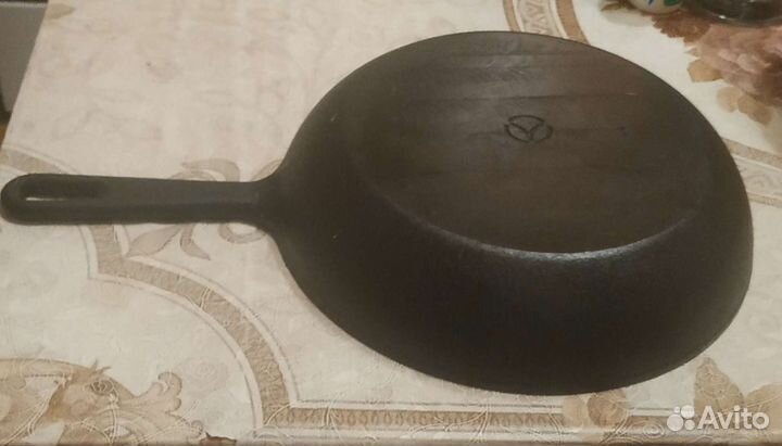 Чугунная сковорода с ручкой СССР разные