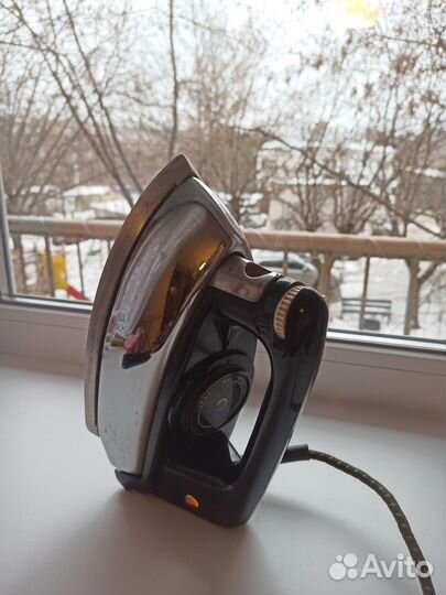 Утюг в хорошем состоянии