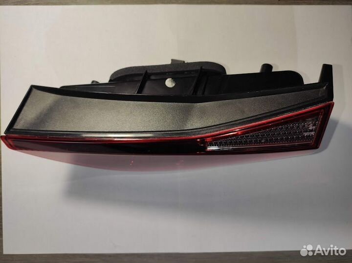 Светодиодный задний фонарь Volkswagen. Новый