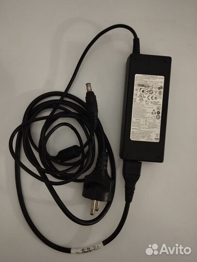 Ноутбук на запчасти Samsung