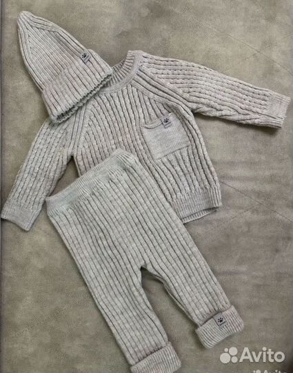 Вязаный костюм детский 74-80