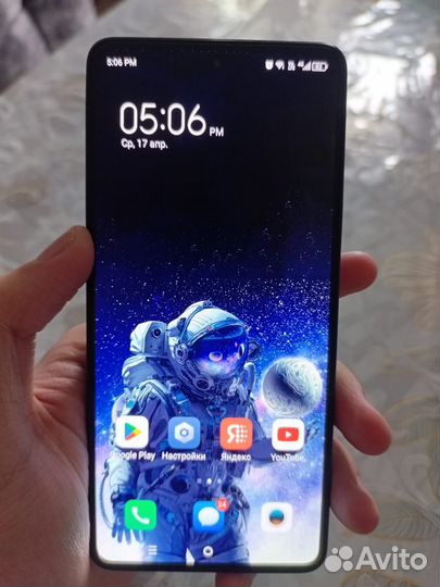 TECNO Camon 20 Pro, 8/256 ГБ