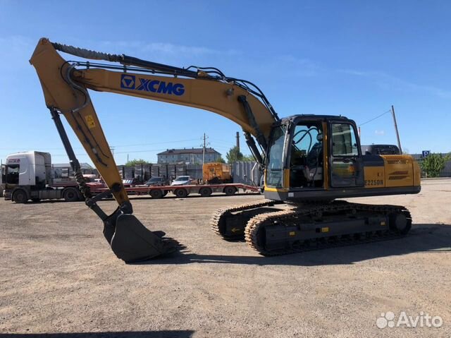 Гусеничный экскаватор XCMG XE225DN, 2023