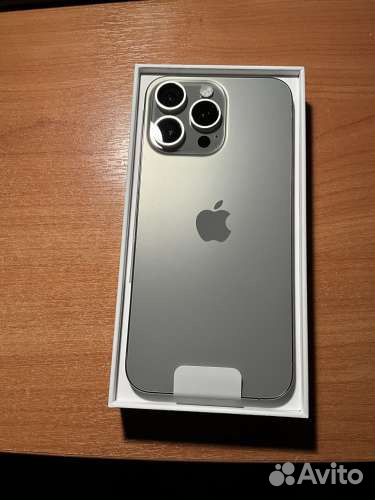 iPhone 15 Pro Max, 256 ГБ