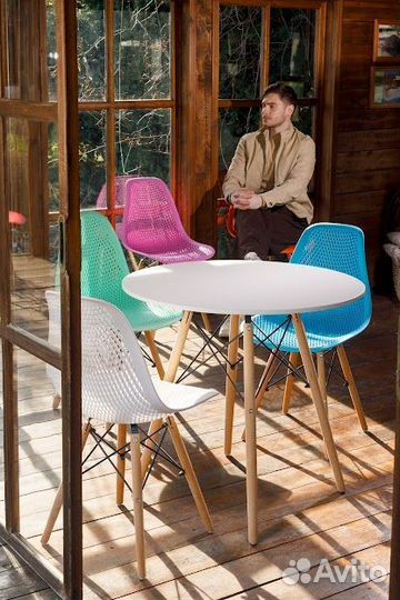 Стул ажурный Белый в стиле eames