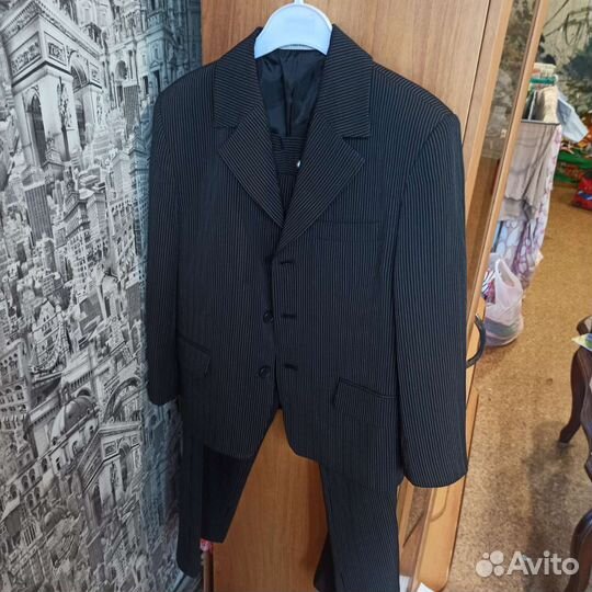 Костюм брючный