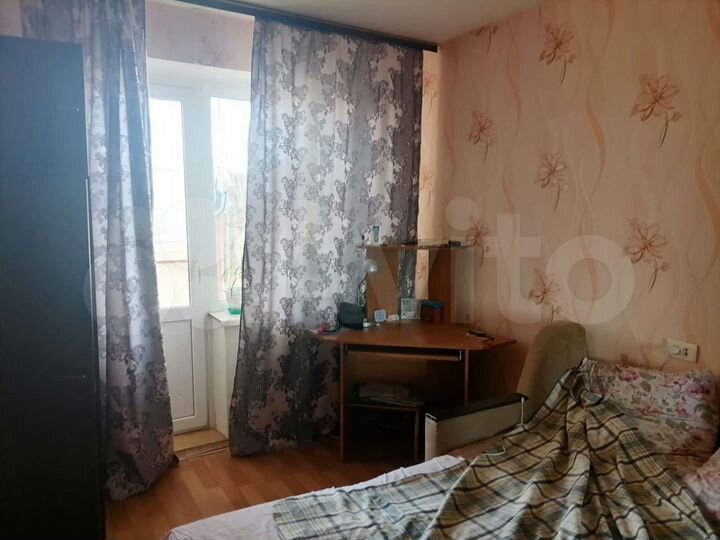 2-к. квартира, 54 м², 1/10 эт.