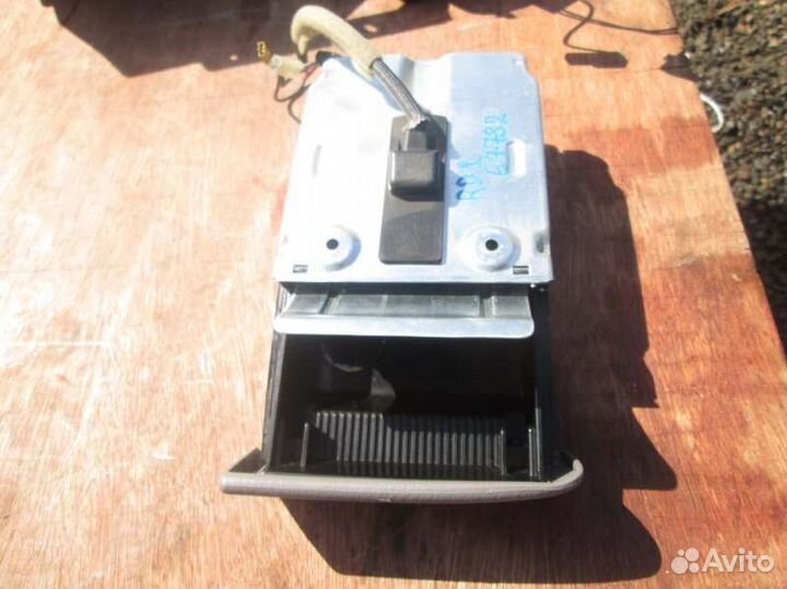 Пепельница Honda Cr-V RD1 B20B 1999/9