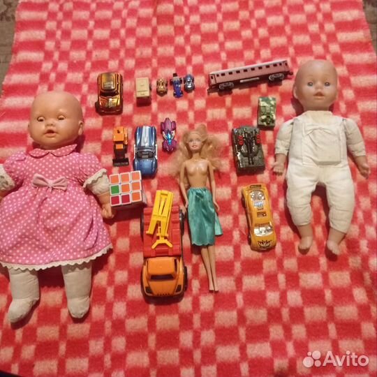Куклы и машинки