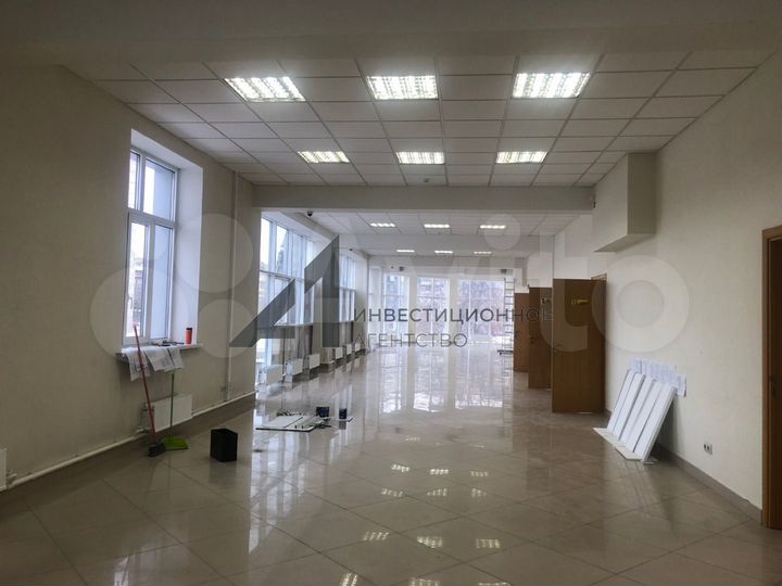 Помещение с ремонтом на Широтной