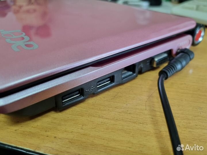 Нетбук acer aspire one