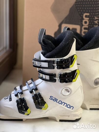 Горнолыжные ботинки Salomon 22 и 23,5