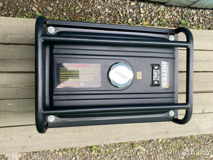 Генератор бензиновый 2,5 квт 6,5 л. сил Huter