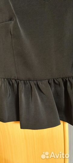 Жилет с баской