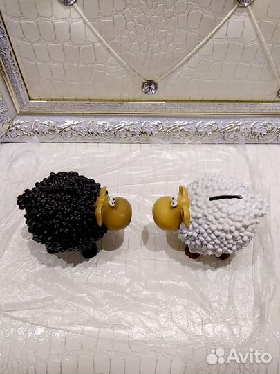 Копилки для денег разные