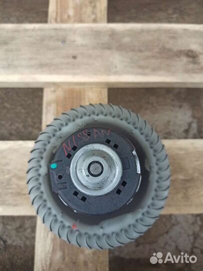 Мотор отопителя салона nissan X-trail T30 00-07