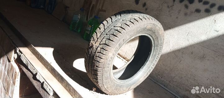 Bridgestone Ice Cruiser 7000 205/65 R15 94T