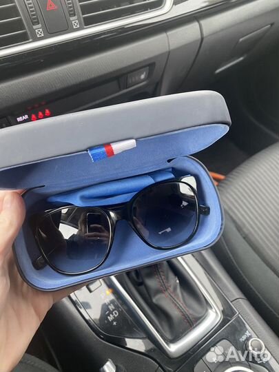 Очки tommy hilfiger