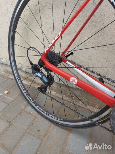 Карбоновый шоссейный гоночный велосипед