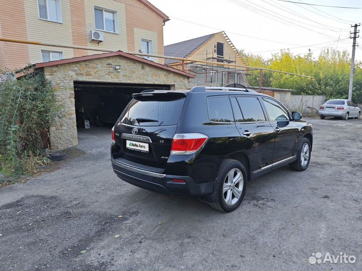 Toyota Highlander 3.5 AT, 2011, 130 000 км