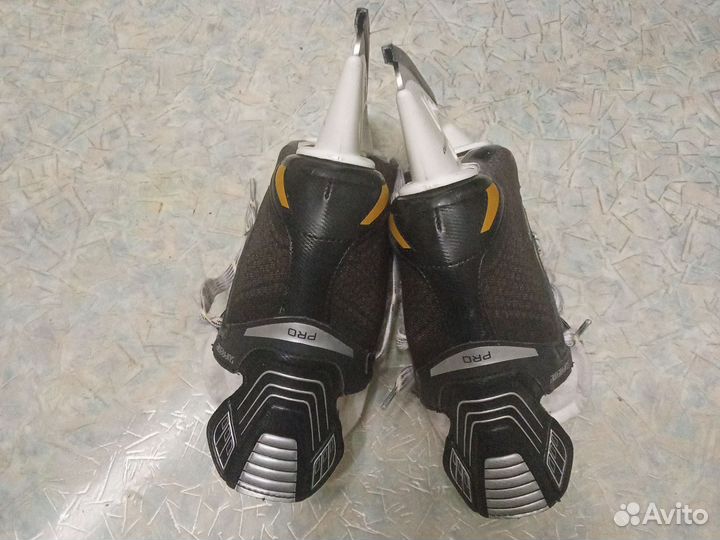 Коньки хоккейные Bauer подростковые