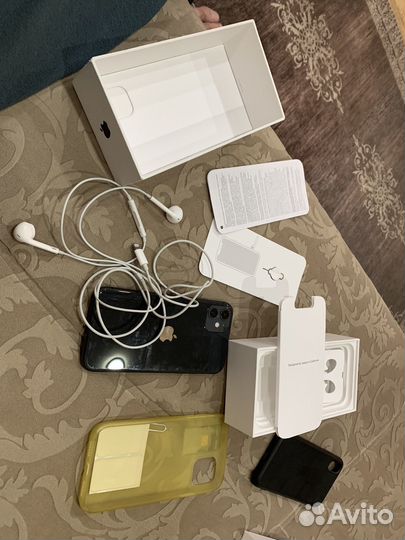 iPhone 11, 64 ГБ