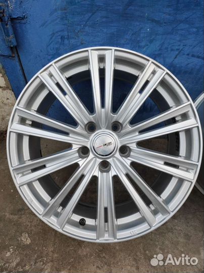 Диски Weds Joker-3 R18; 114.3X5; 7.5J; +38